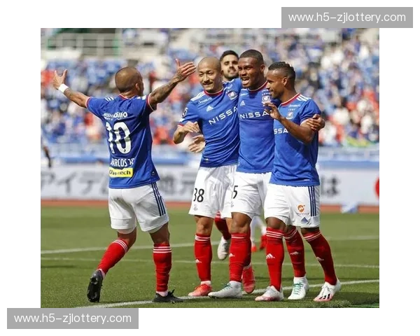 海风与冰雪的激情碰撞：横浜水手与札幌冈萨多的日职联史诗